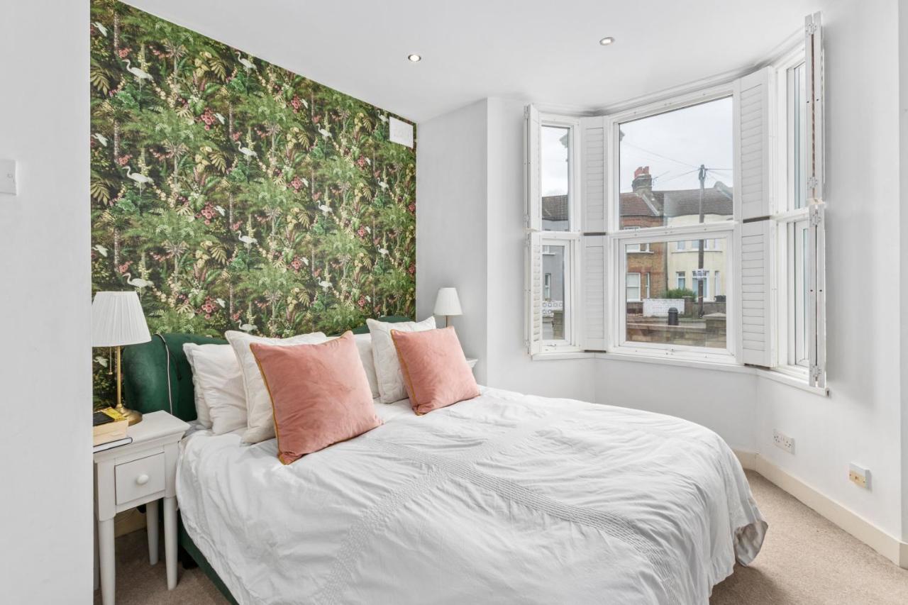 Lovely 2 Bed Streatham With Outside Dining Londra